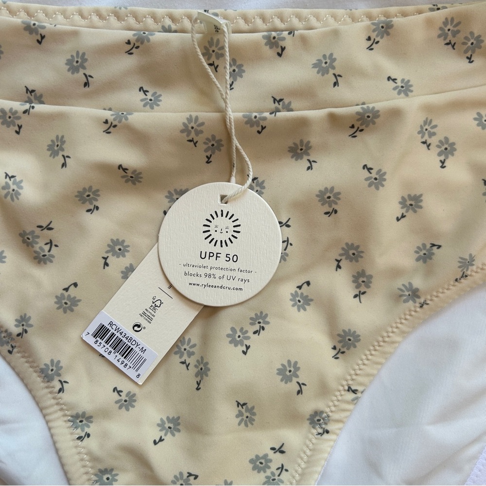 Rylee + Cru Banded High Cut Bikini Bottoms NWT size Medium SOLD OUT - Picture 3 of 7